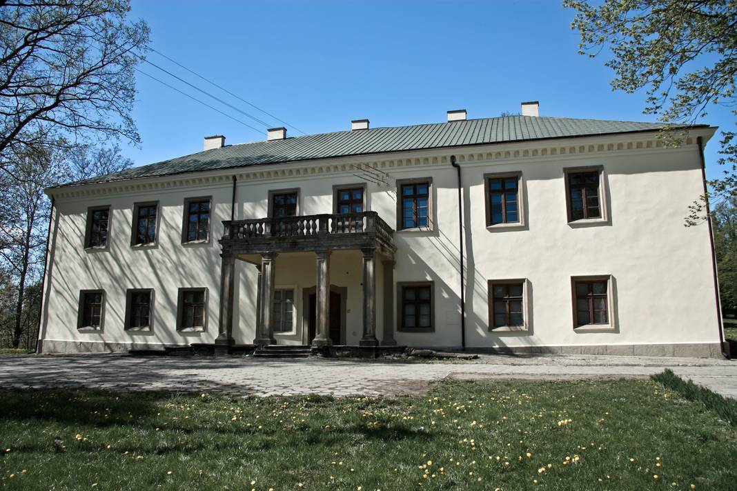 Pałac w Wiśniowej fot. Maciej Basta